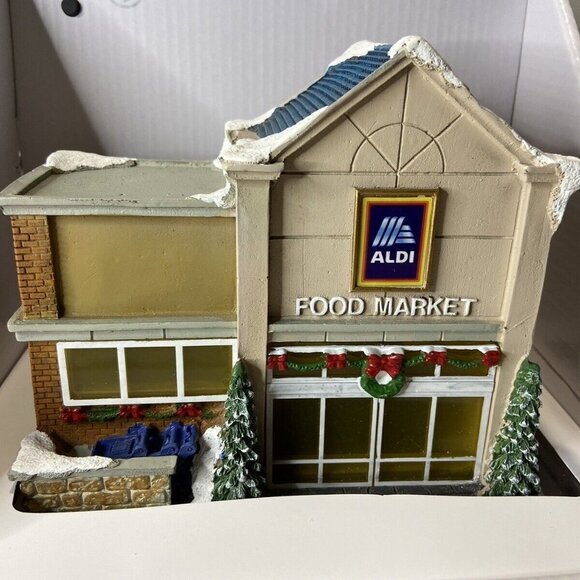 2023 Aldi House LED‎ Holiday Village House Christmas, New in Package